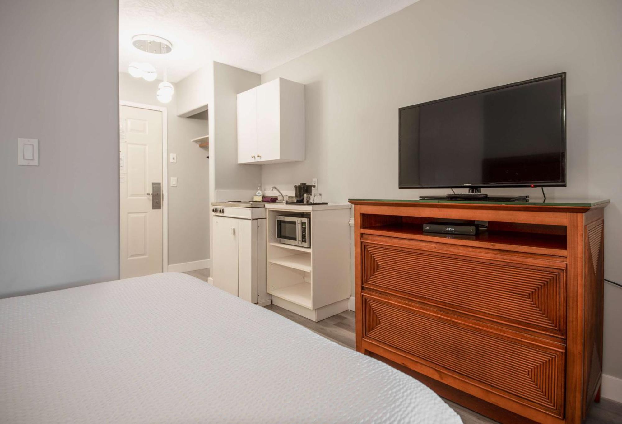 Coast Parksville Hotel Екстериор снимка