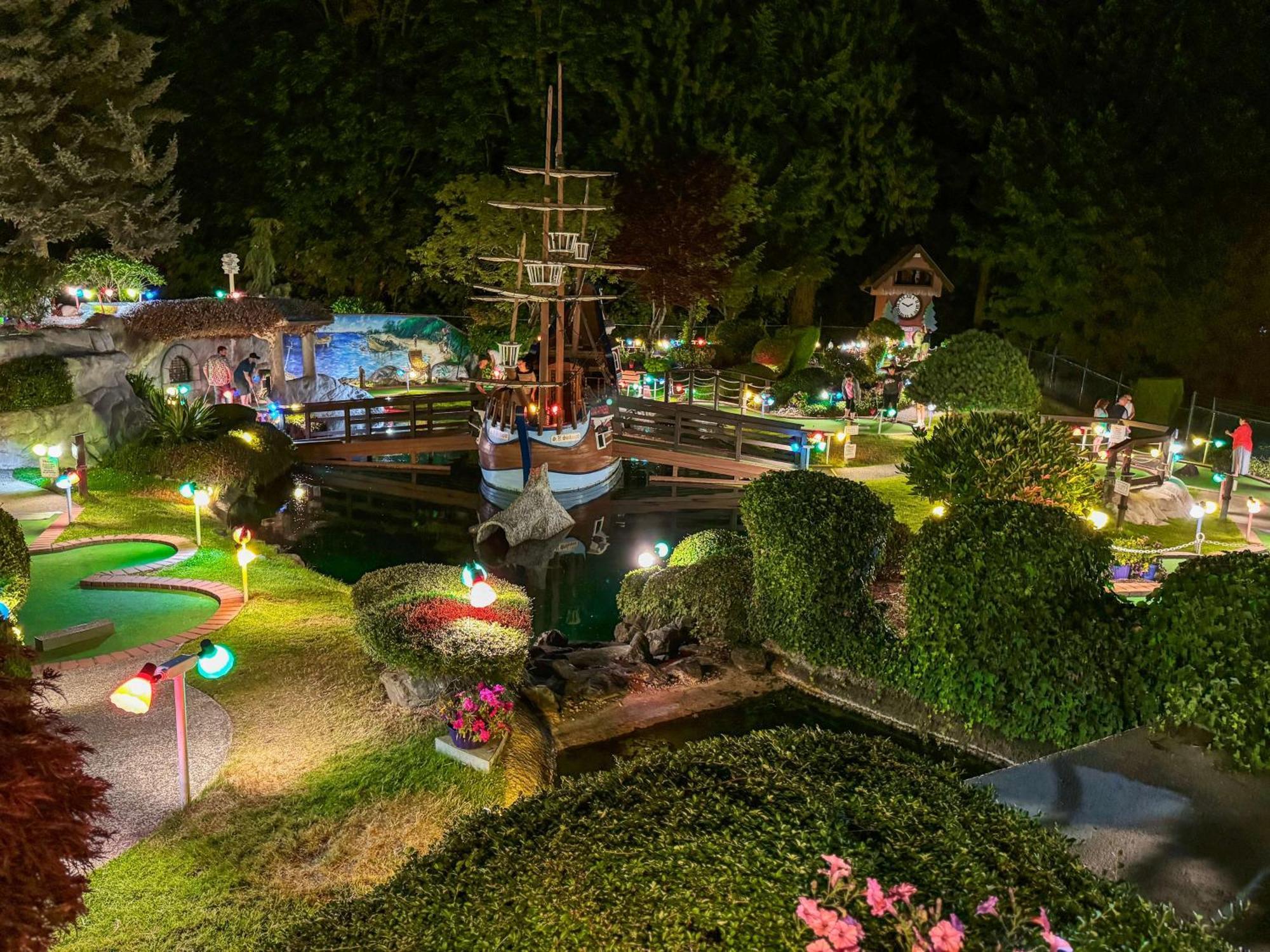 Coast Parksville Hotel Екстериор снимка