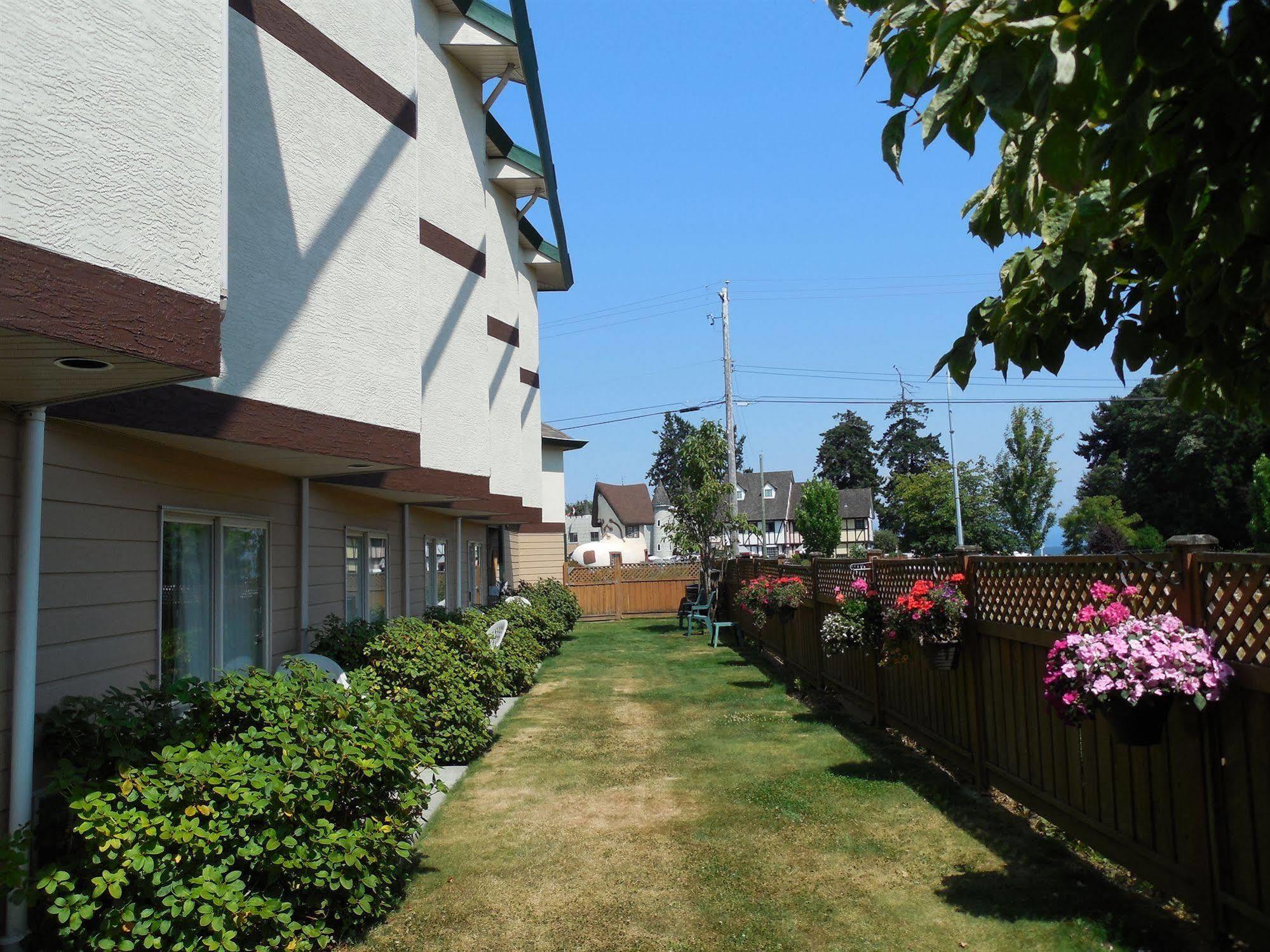 Coast Parksville Hotel Екстериор снимка